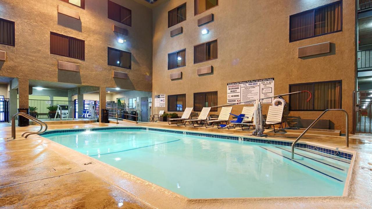 Best Western Plus Park Place Inn - Mini Suites Anaheim Exterior foto