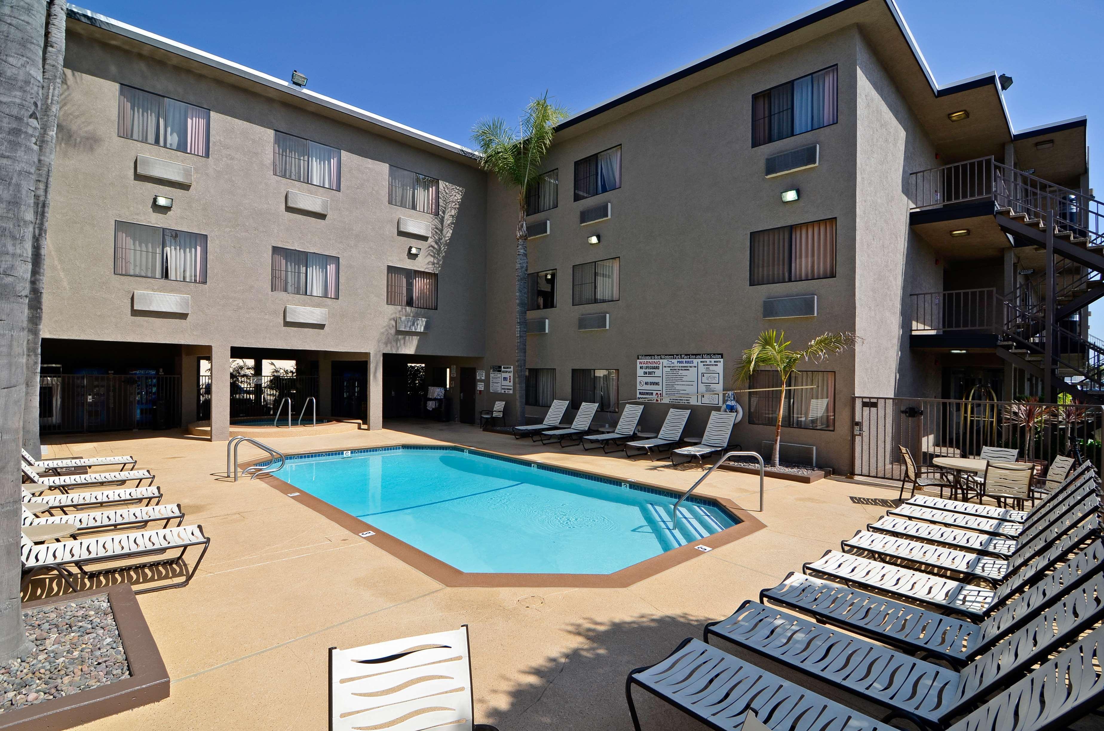 Best Western Plus Park Place Inn - Mini Suites Anaheim Exterior foto