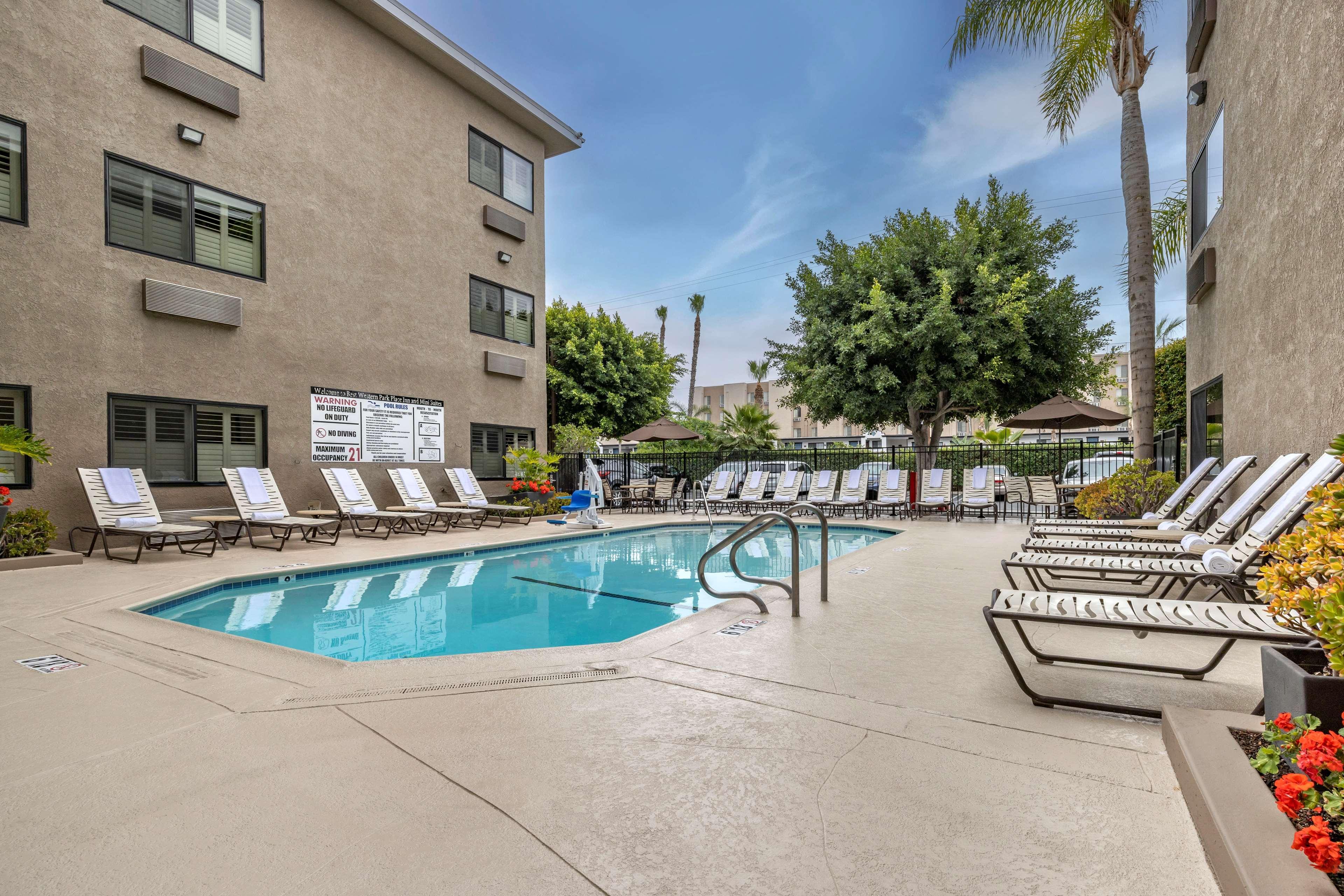 Best Western Plus Park Place Inn - Mini Suites Anaheim Exterior foto